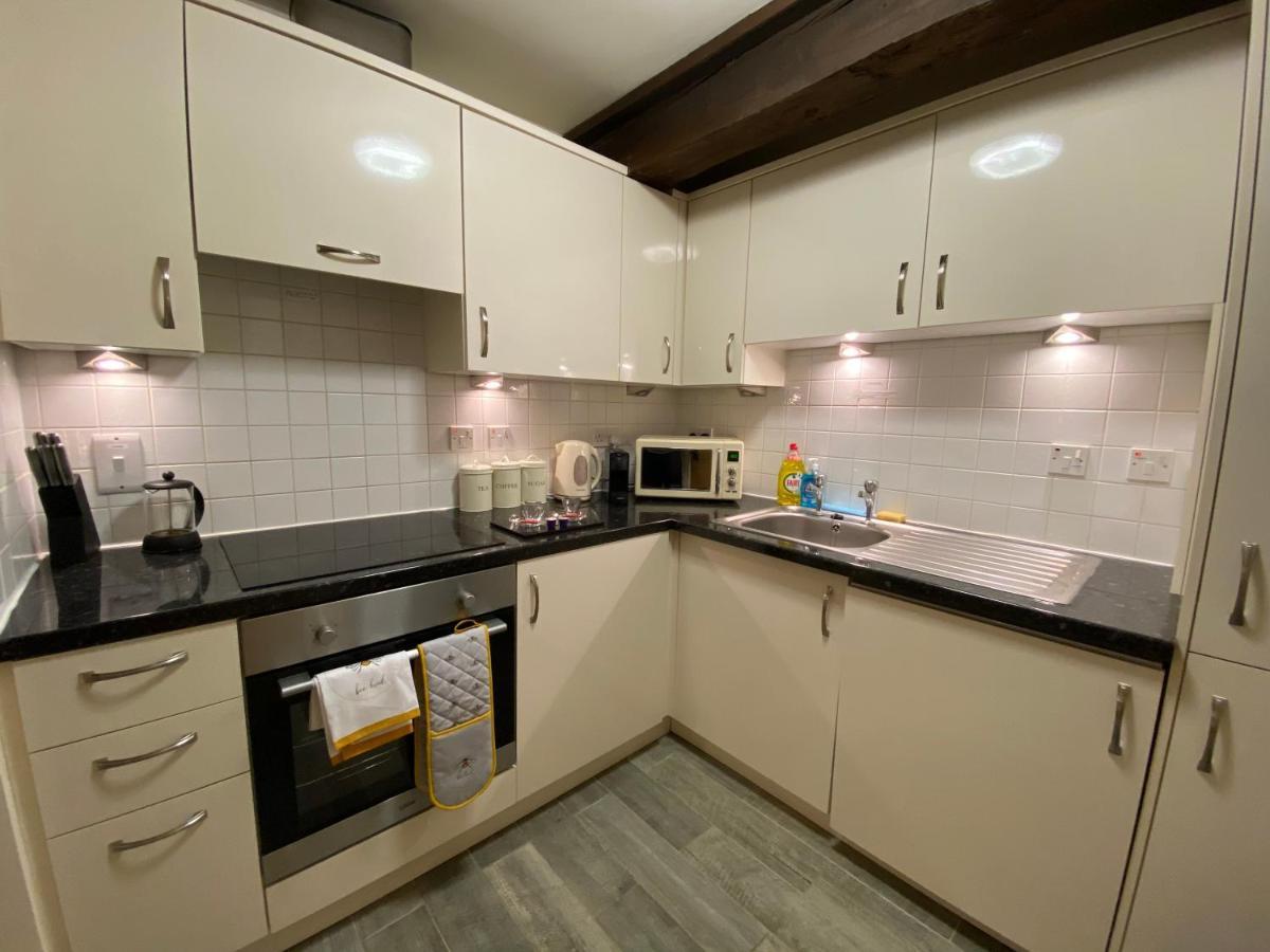 Cosy Riverside Apartment - Free Parking 约克 外观 照片
